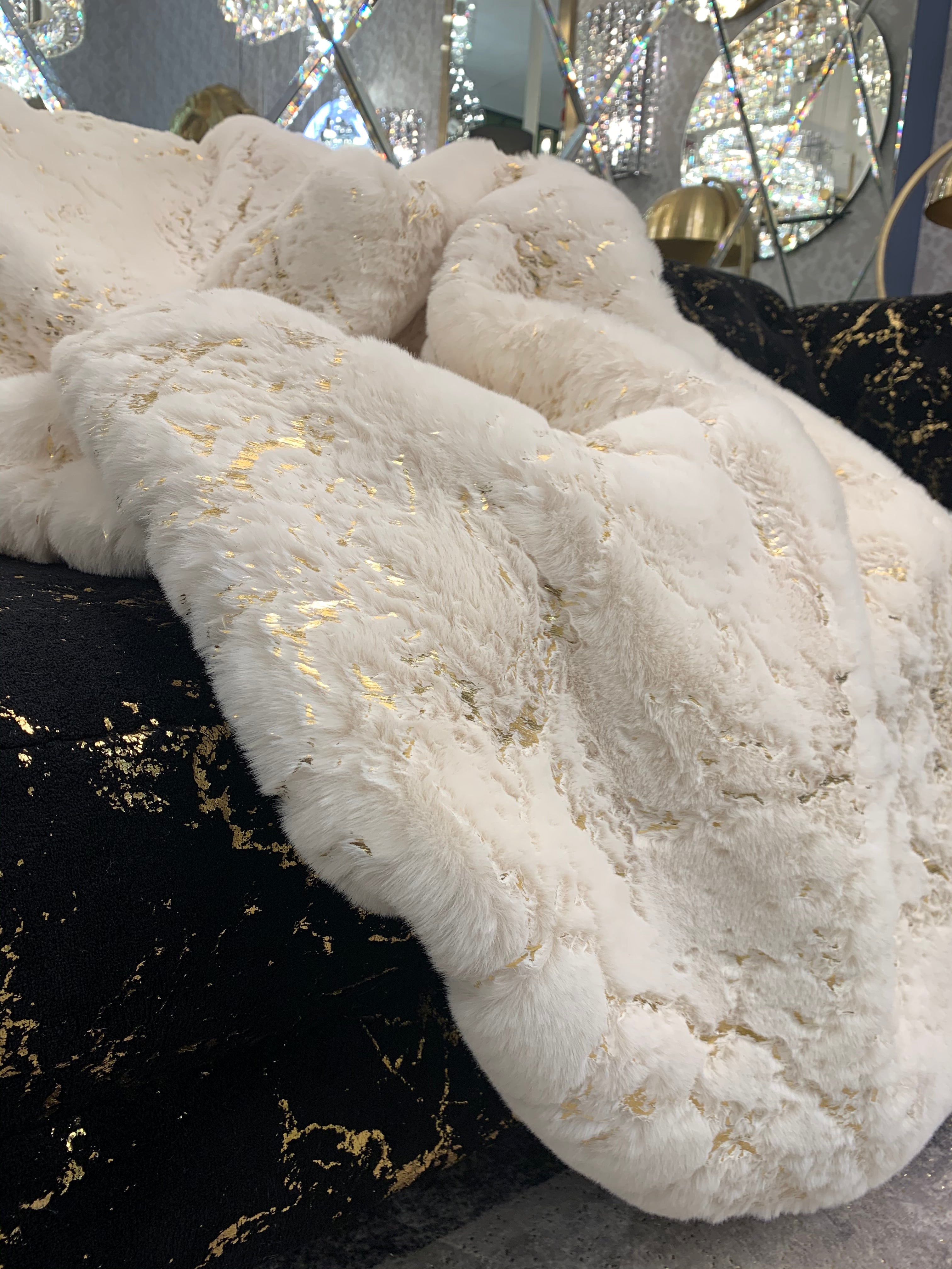 Best Faux Fur Throw Online Faux Fur Throws Collections By Makymo