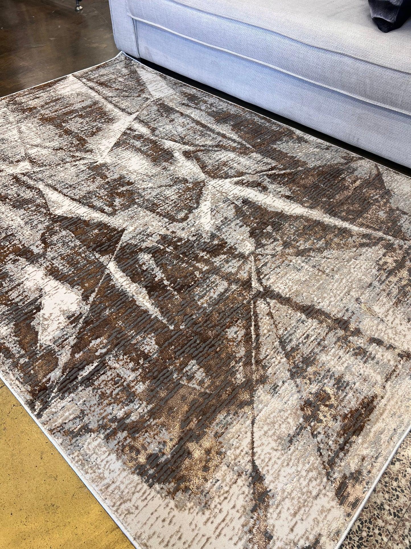 Soft-Touch Gold Beige Rug with Copper Two-Tone Design - KAI 218