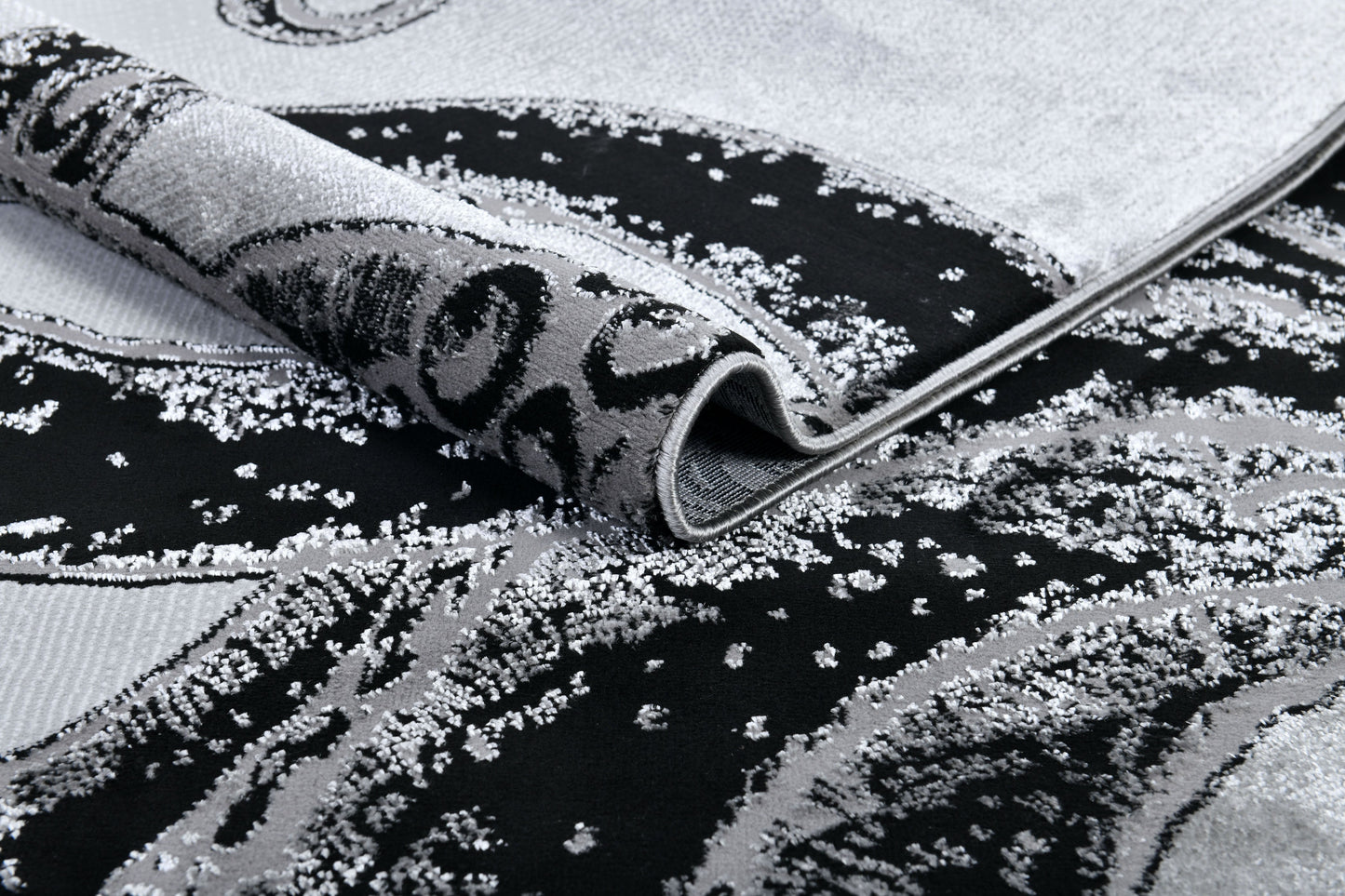 Soft-Touch Light Grey Rug Featuring Metallic Octopus/Tentacle Design in Sheer Black or Blue - Z339A (POL805)
