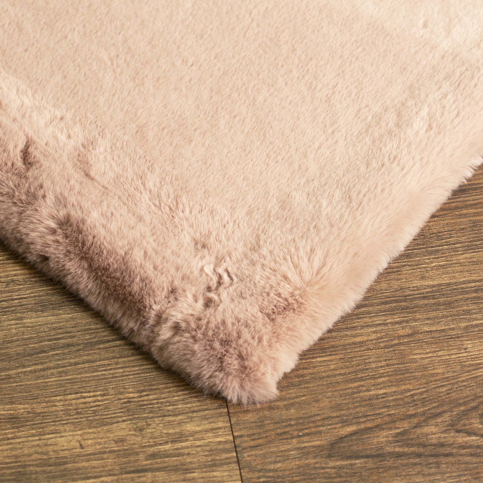 Soft Cozy Fuzzy Faux Fur Area Rug/Carpet