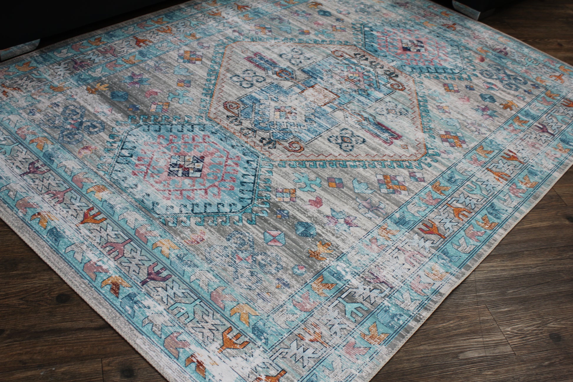 Beige Blue Orange Tones Vintage Faded Print Style Area Rug/ Carpet