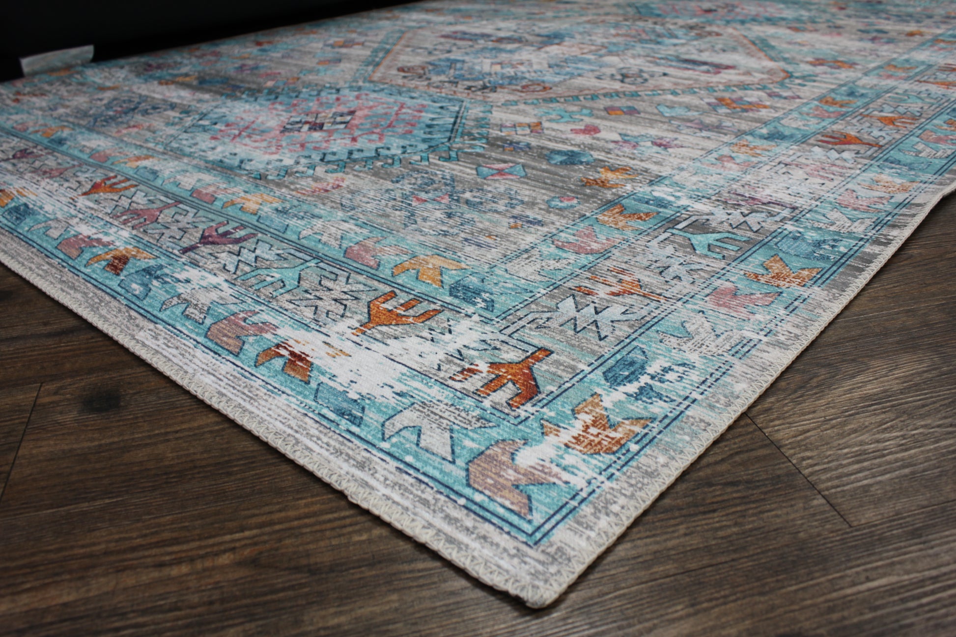 Beige Blue Orange Tones Vintage Faded Print Style Area Rug/ Carpet