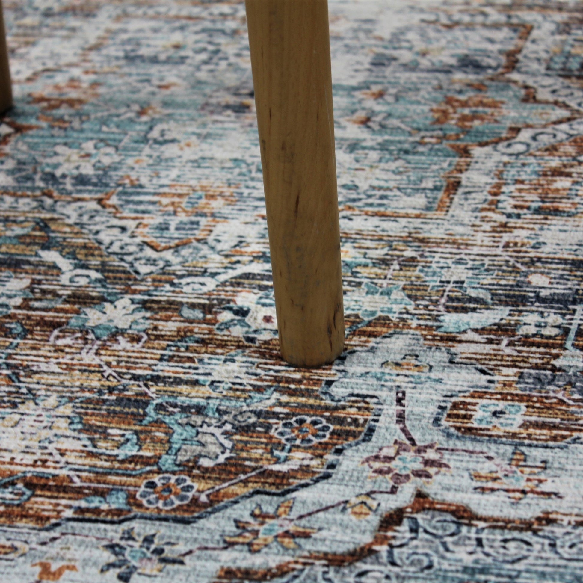 Beige Vintage Faded Design Printed Style Area Rug/ Carpet