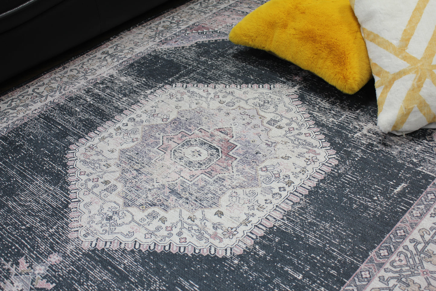 Medallion Vintage Faded Print Style Area Rug/ Carpet