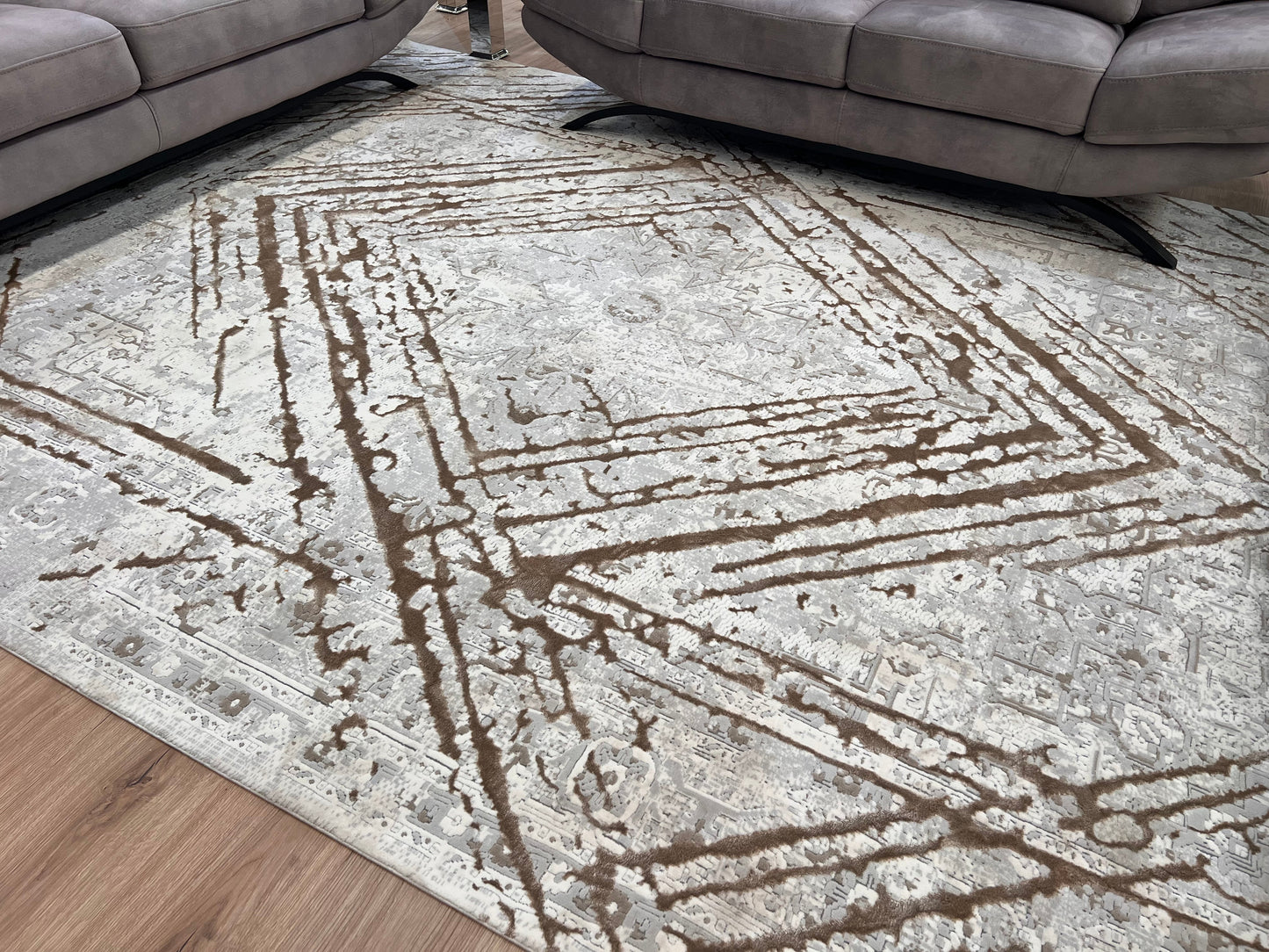 Taupe Rug with Geometric Tone-to Tone Mocha High-Low Pattern - METZ 4206.