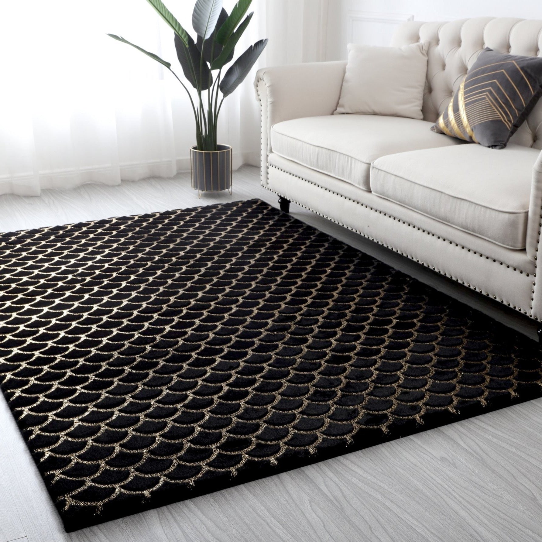 Golden Black and White Shimmery Soft Cozy Fuzzy Faux Fur Area Rug/Carpet