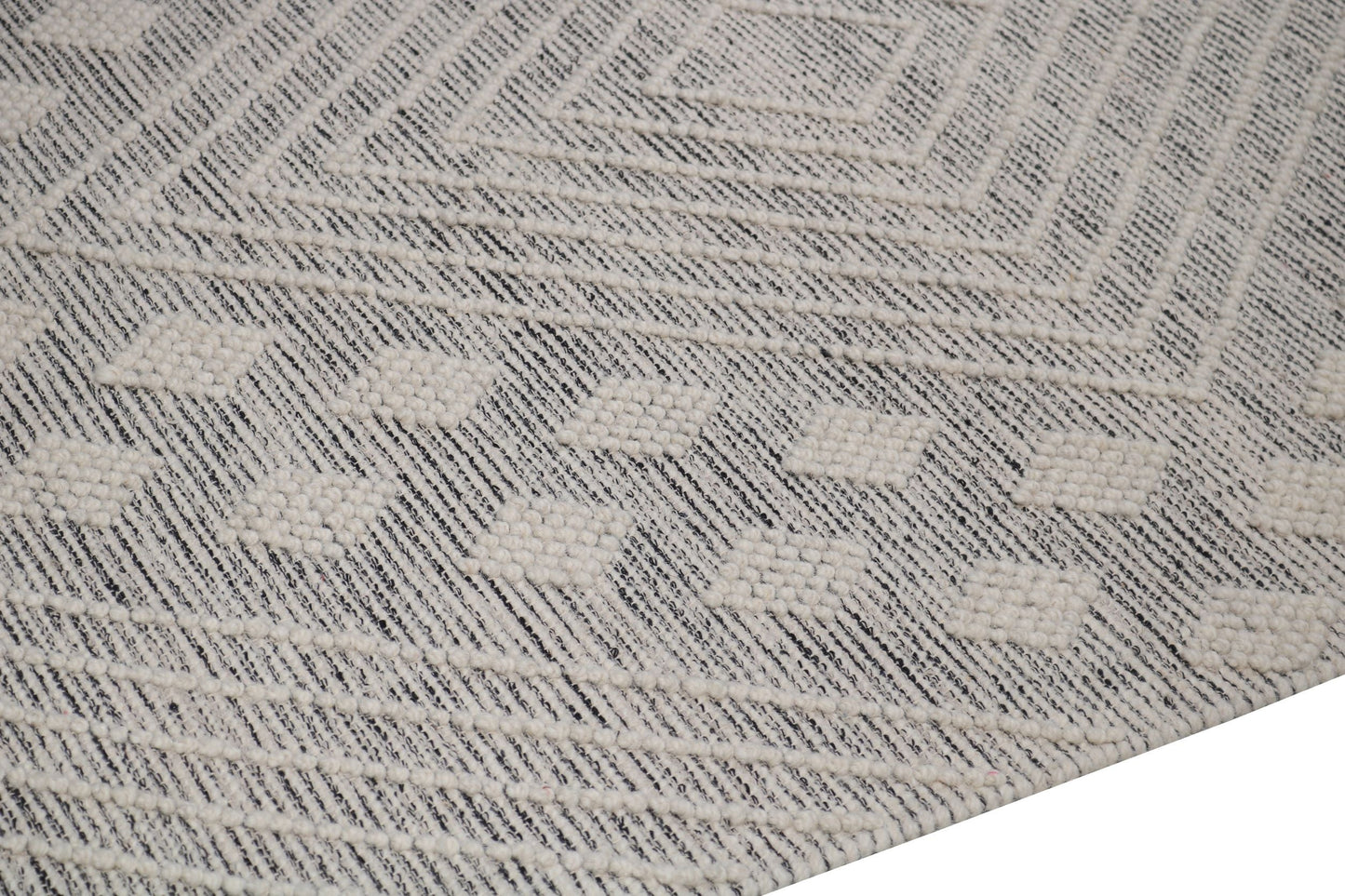 hand made hand knotted natural color beige mocha bohemian one of a kind textured raised rug modern office home diamond