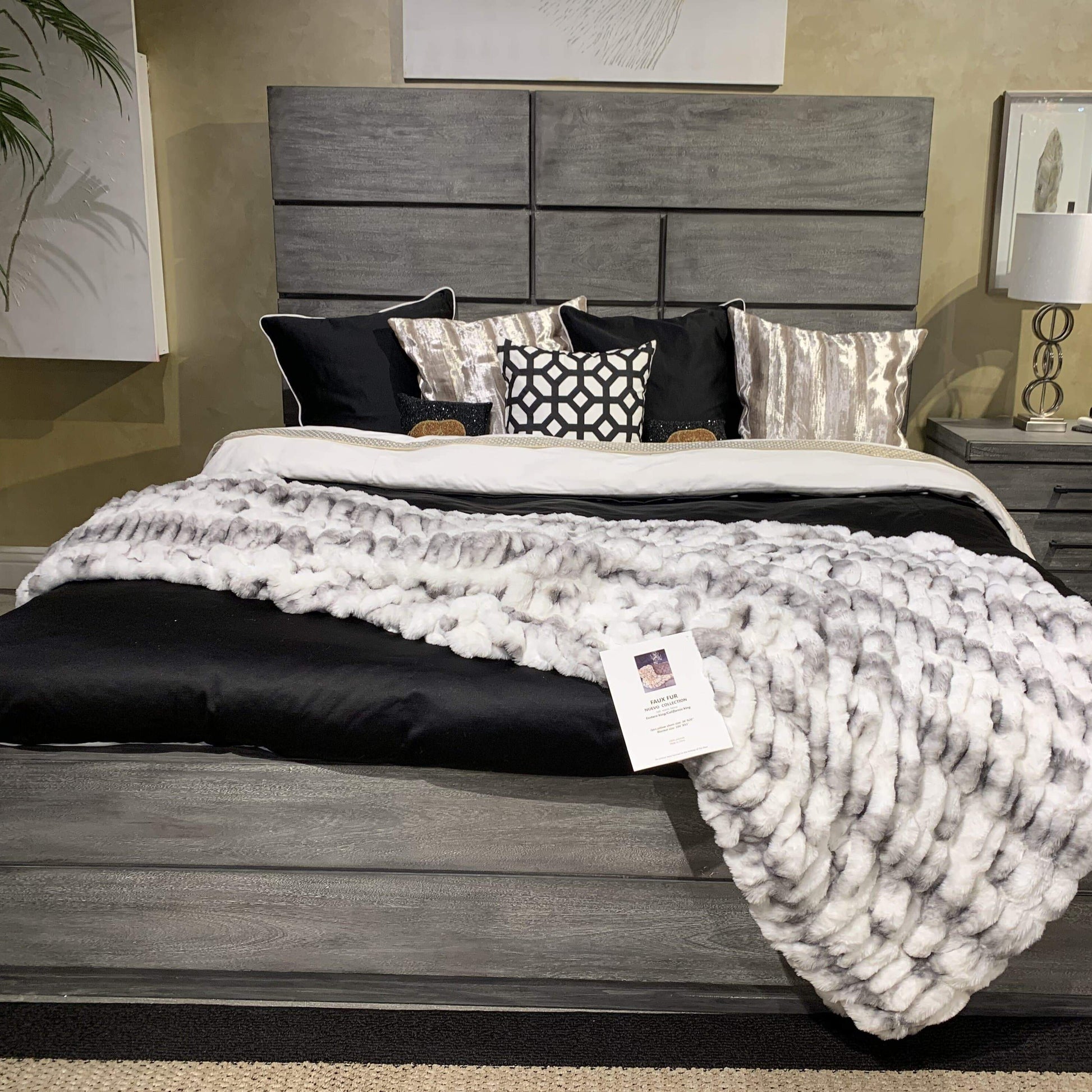 Braided Look Fluffy Soft Faux Fur Gray White Throw/Quilt/Blanket/ Coverlet/Bedspread/Bedcover