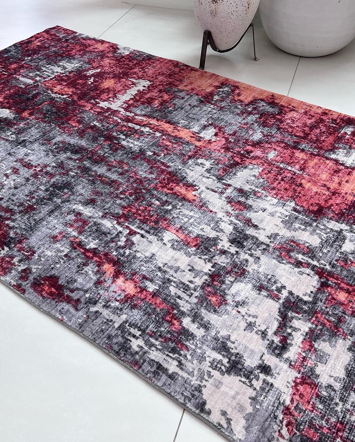 Foldable Anti-Slip Polyester Area Rug | Style# SHAH-26 - Elevate Your Space