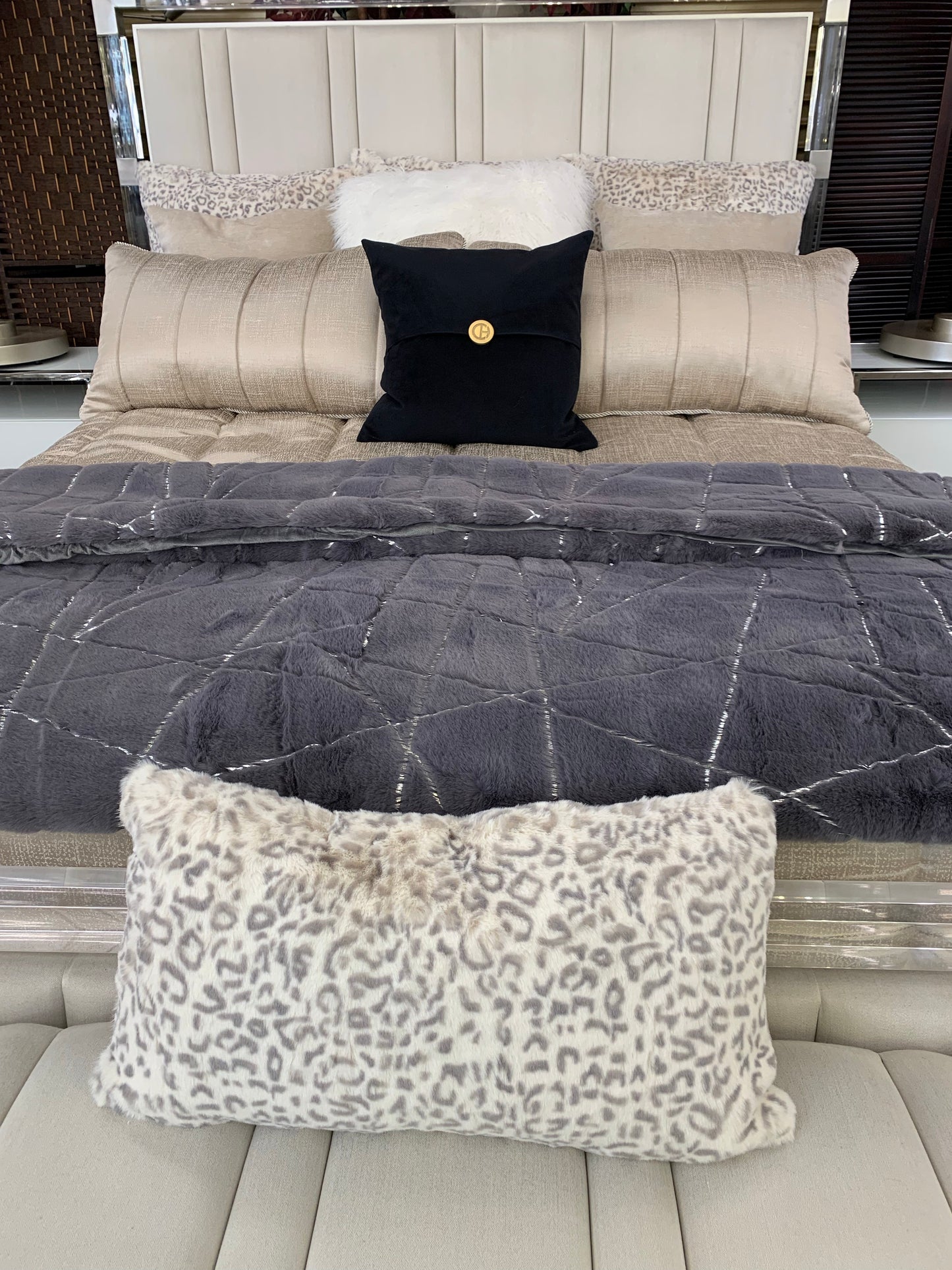 Golden/Silver Metallic Faux Fur Soft / Coverlet/Quilt Cal King/Eastern King