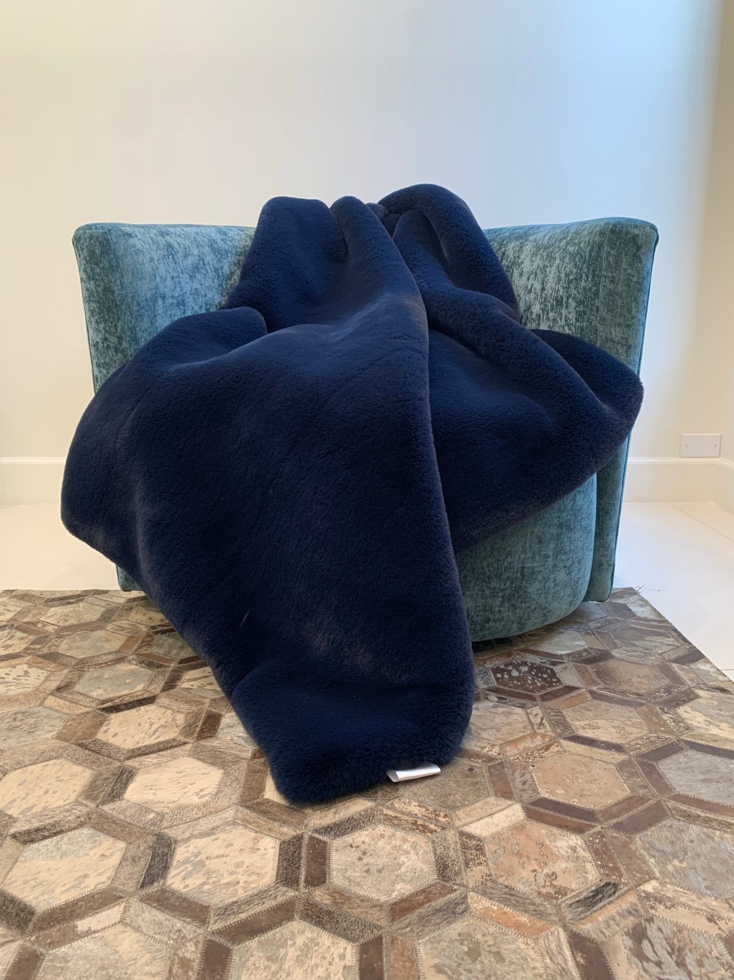 Chinchilla Faux Fur Throw Blue Navy