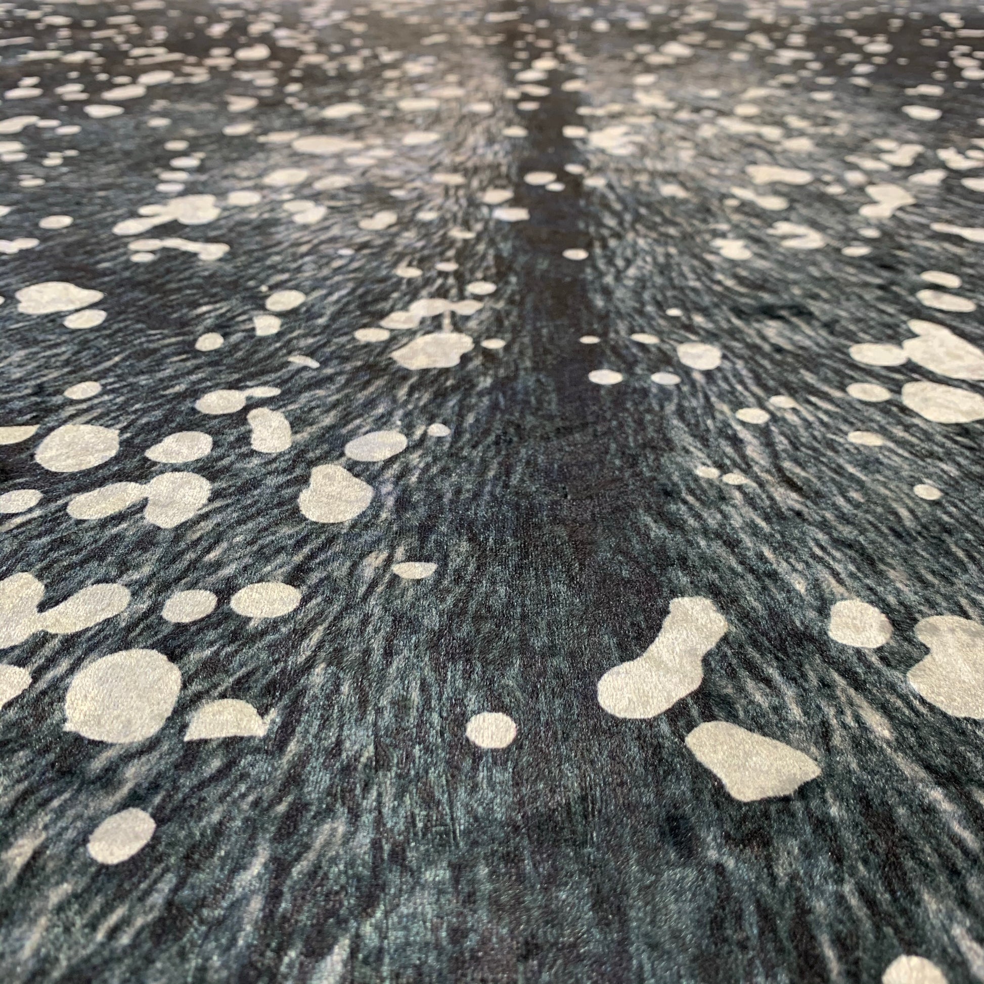 Vegan Metallic Shinny Glow Faux Hide / Cowhide Area Rug / Carpet