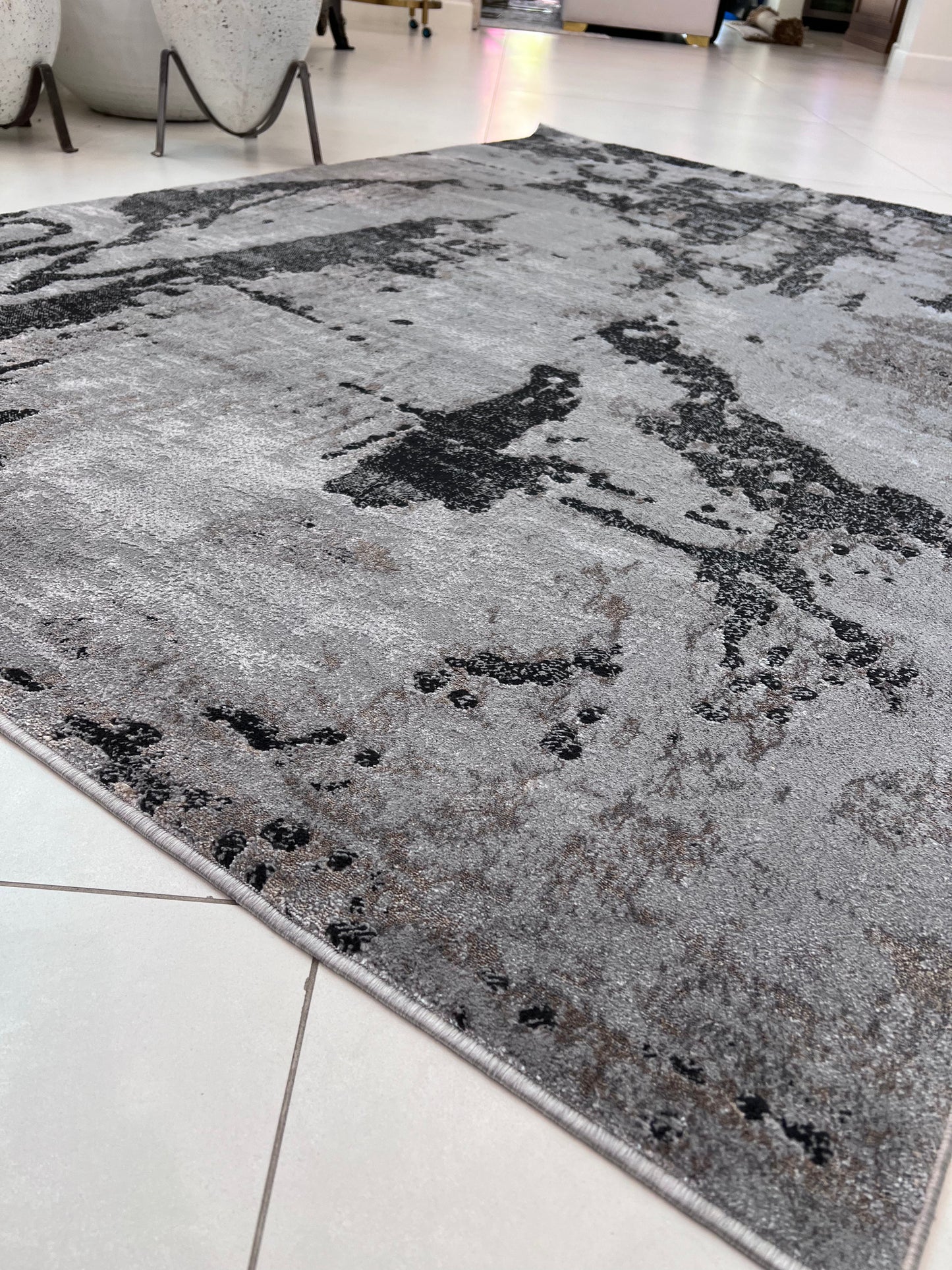 Dynamic Color-Shifting Foldable Flat Weave Area Rug: Elevate Your Space