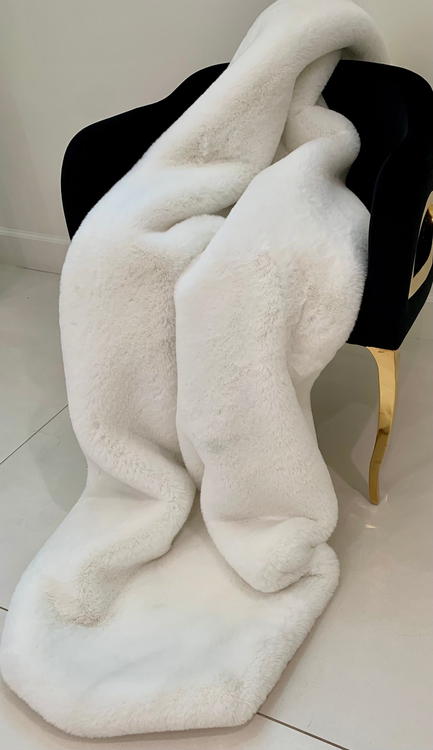 Chinchilla Faux Fur Throw Off White