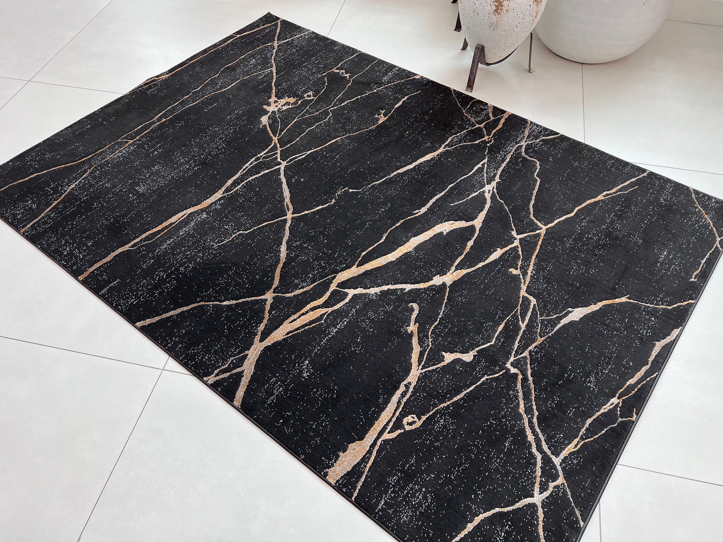 Dynamic Color-Shifting Foldable Flat Weave Area Rug - Transform Your Space!