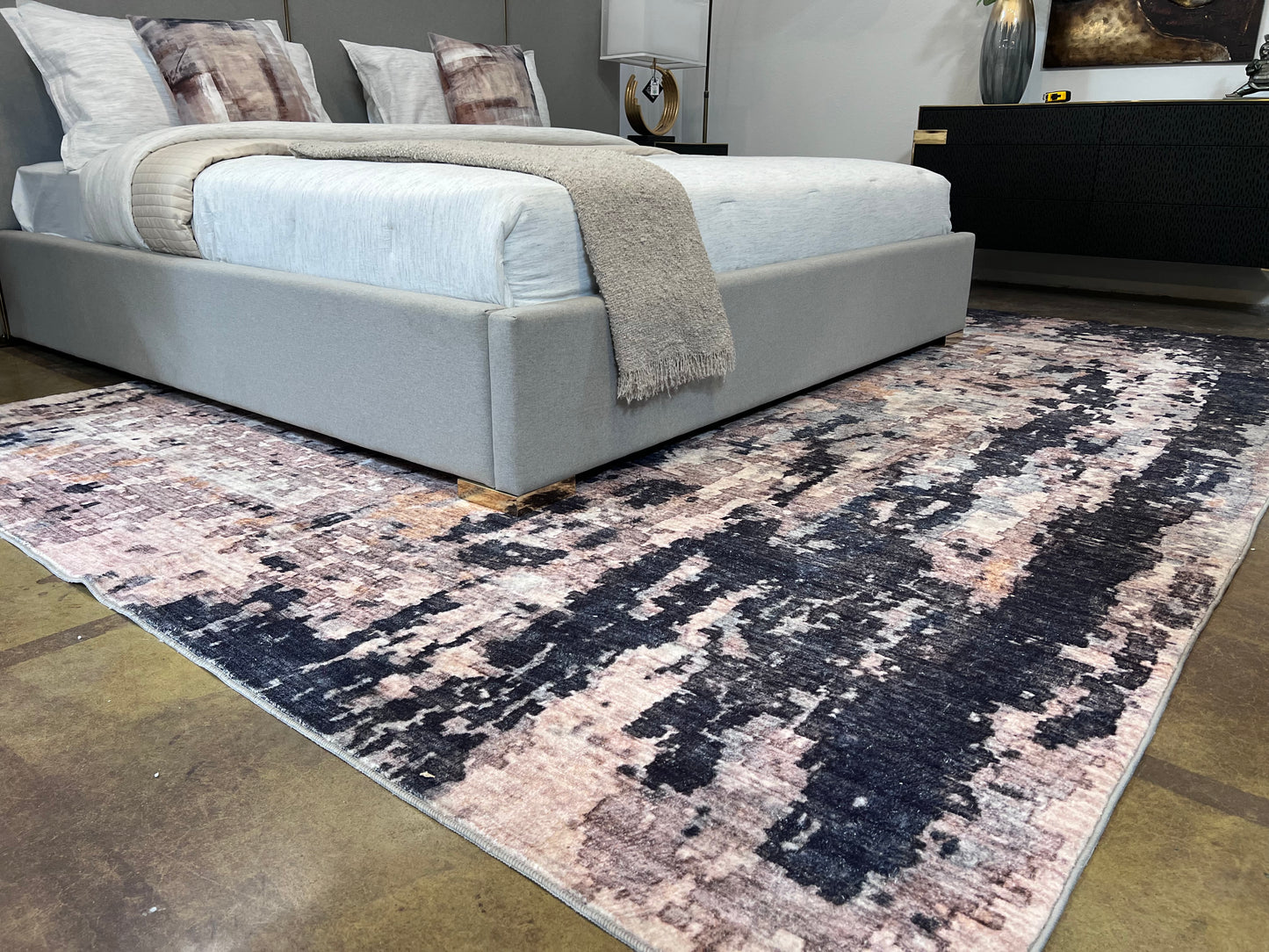 Foldable Anti-Slip Polyester Area Rug | Style# SHAH-24 - Elevate Your Space