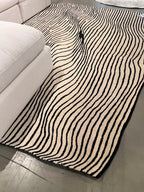 Beluga Tufted Design 55 Ivory Black