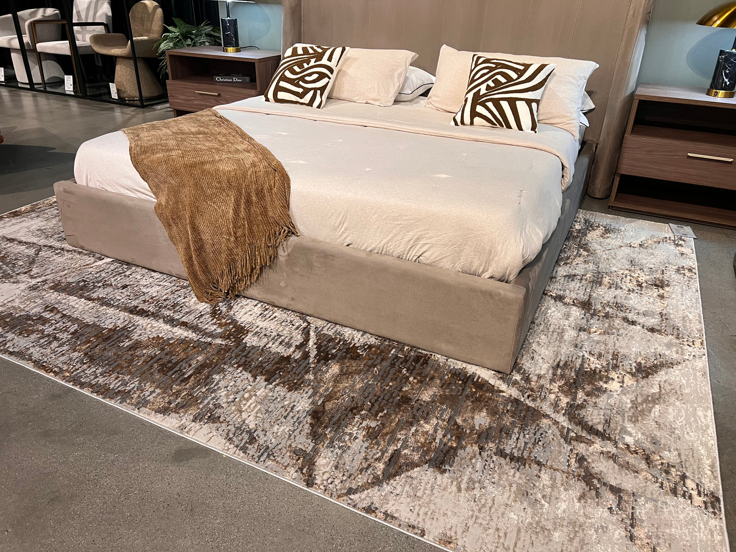 Soft-Touch Gold Beige Rug with Copper Two-Tone Design - KAI 218