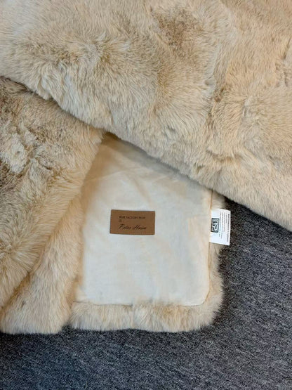 Luxe Beige Chinchilla Faux Fur Throw Blanket – Ultra-Soft Plush Bedspread