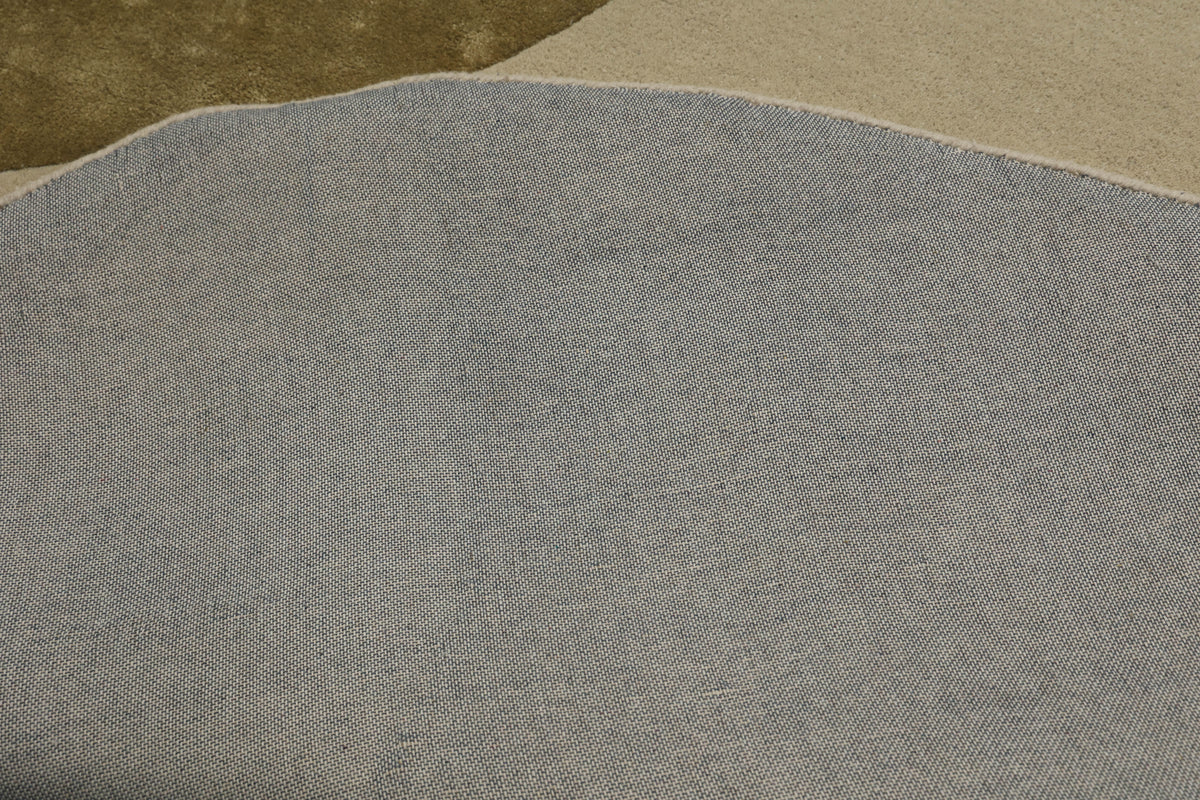 Hand-Tufted Ivory Gold Wool & Viscose Area Rug | Beluga Design 43