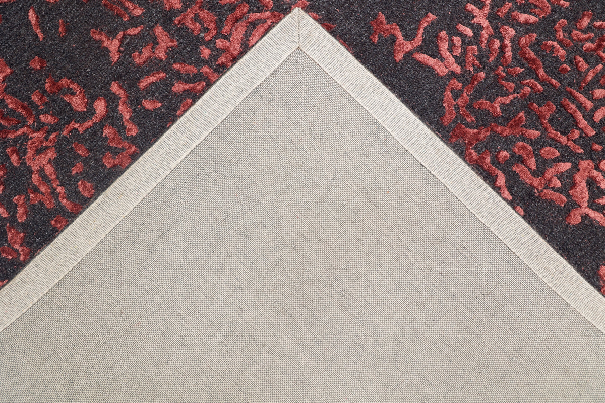 Hand-Tufted Wool Rug – Black & Crimson | Beluga Obsidian Rouge TF79