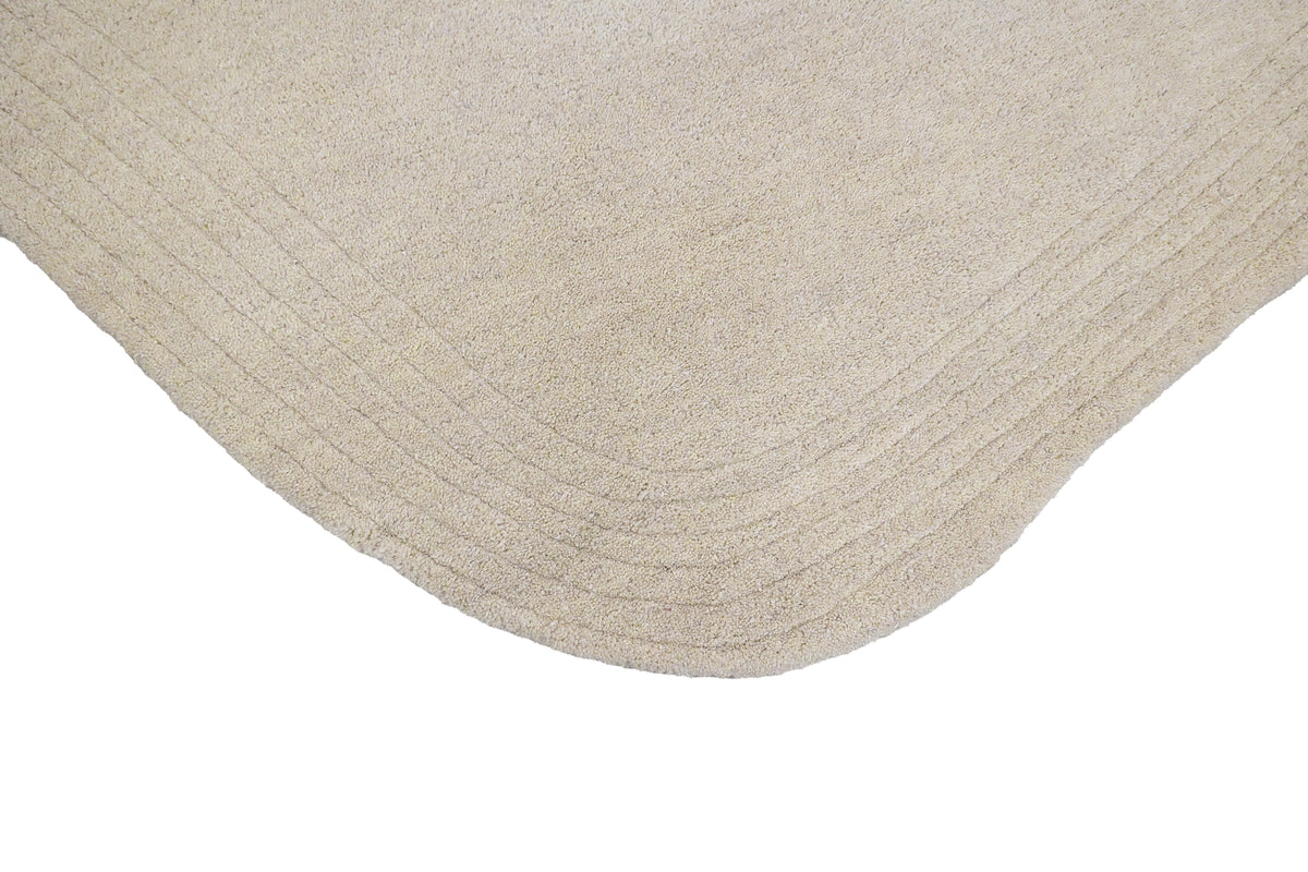 Hand-Tufted Ivory Wool Area Rug | Beluga Design 81