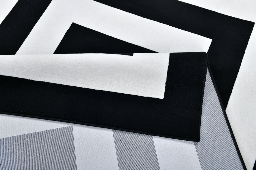 Black & White Geometric Square Area Rug – Soft Texture, Modern Design - Z341A (POL811)