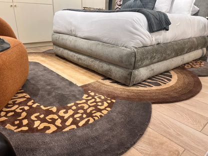 Hand-Tufted Ivory & Light Grey Wool Area Rug | Beluga Design 45
