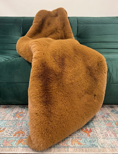 Luxe Copper Chinchilla Faux Fur Throw Blanket – Ultra-Soft Plush Bedspread