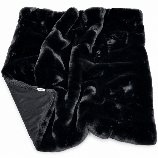 Luxe Black Chinchilla Faux Fur Throw Blanket – Ultra-Soft Plush Bedspread