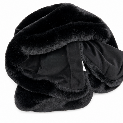 Luxe Black Chinchilla Faux Fur Throw Blanket – Ultra-Soft Plush Bedspread