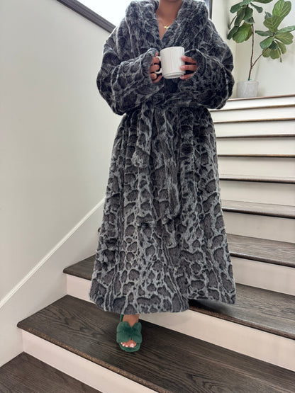 Faux Mink Robe - MINKO 12 Black Leopard