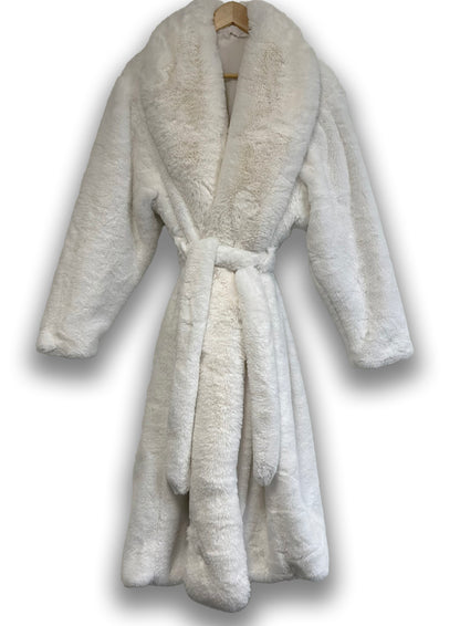 Faux Fur Luxury Long Sleeve Robe / Coat Off White
