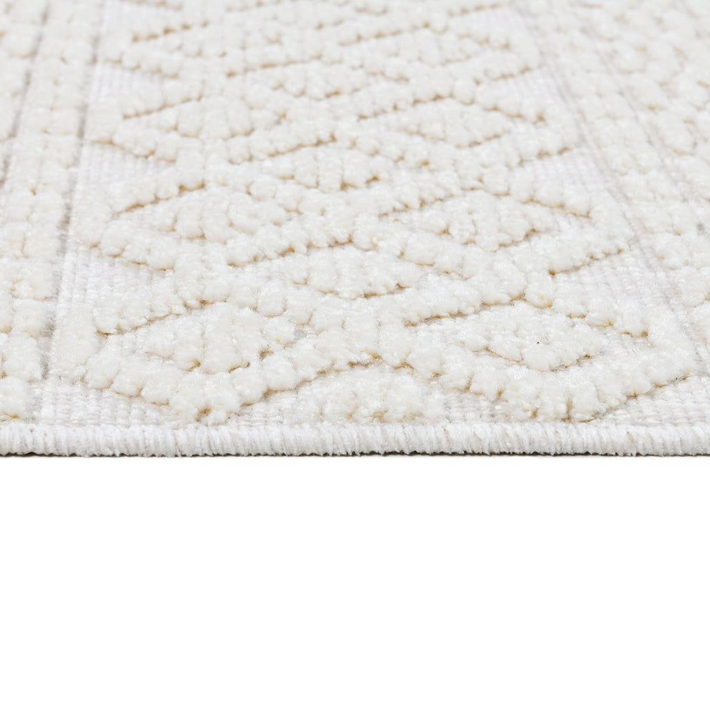 Soft White/  Cream Rug with Bohemian Motif and High-Low Texture - TIA 101.