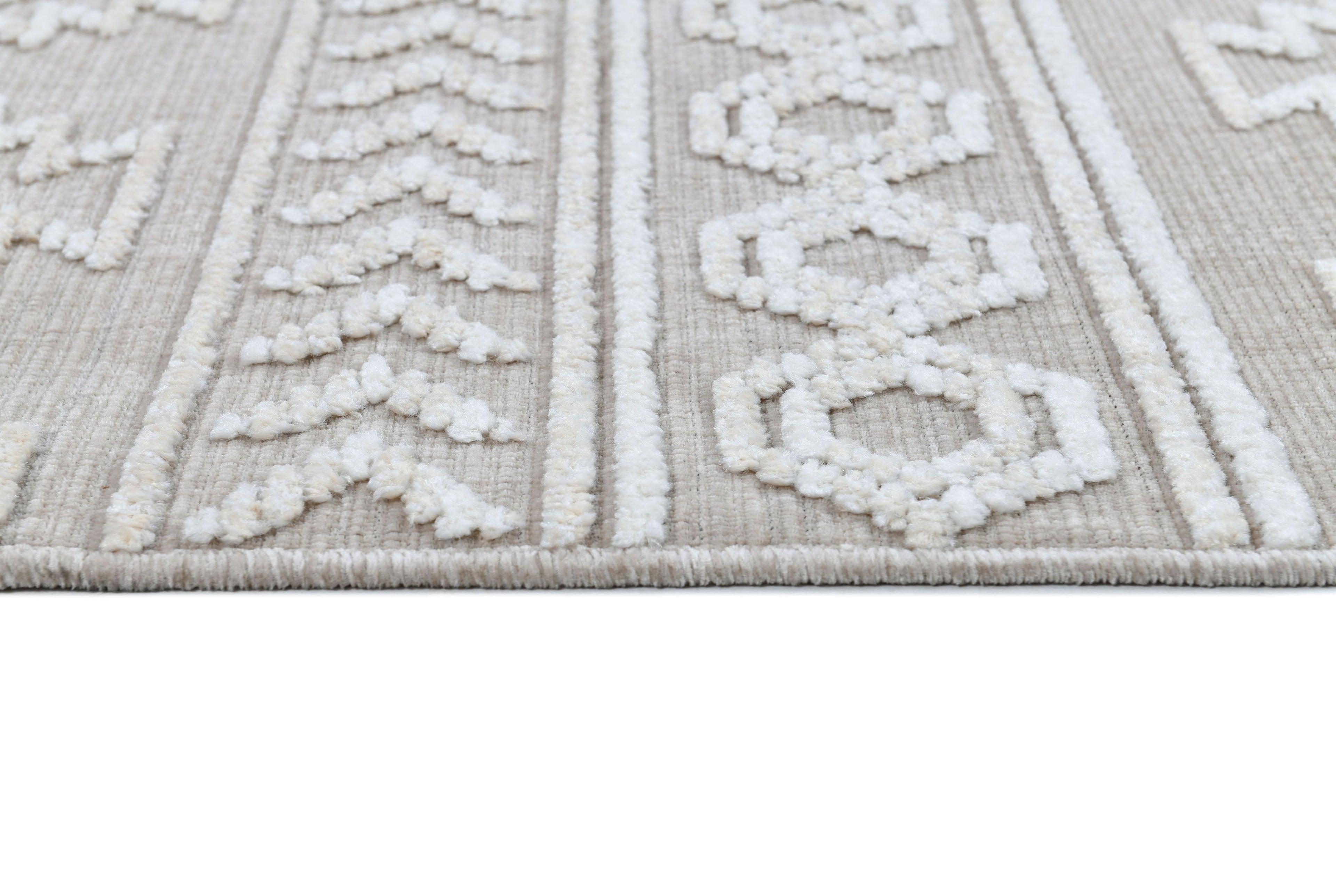 Beige/Cream Rug with Bohemian Motif and High-Low Soft-Touch Texture - TIA 105.