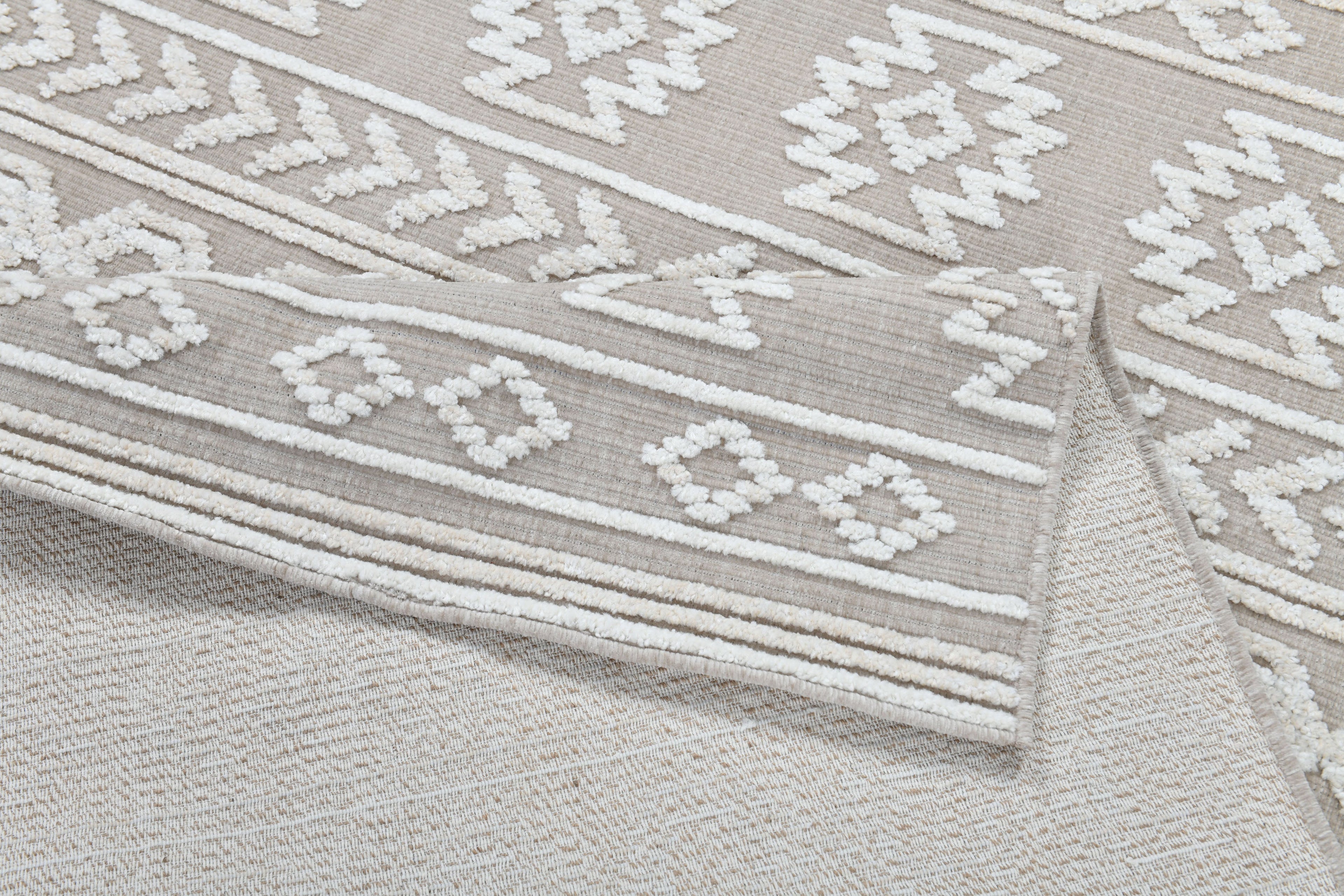 Beige/Cream Rug with Bohemian Motif and High-Low Soft-Touch Texture - TIA 105.