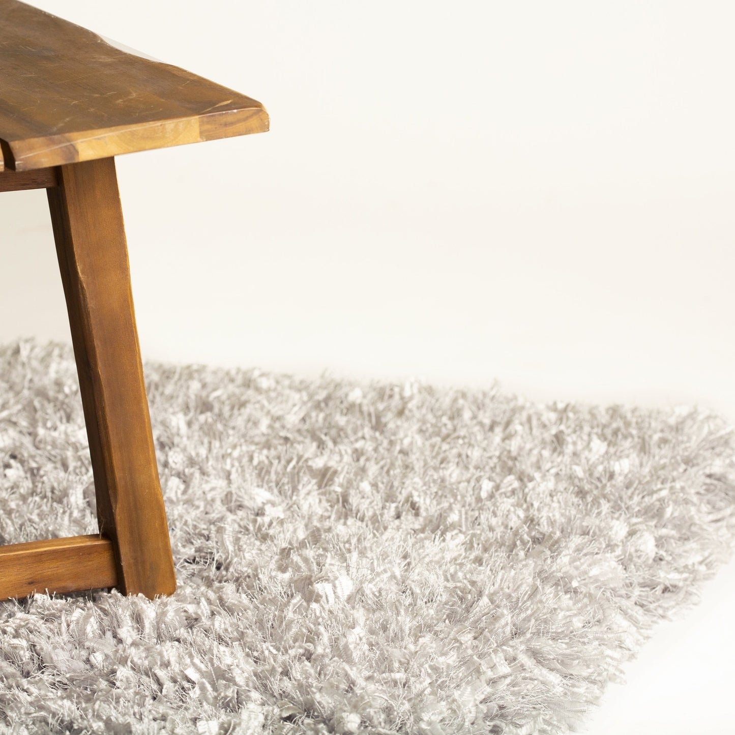 Crystal Shine Shag Plush Fluffy Ribbon Area Rug/ Carpet white