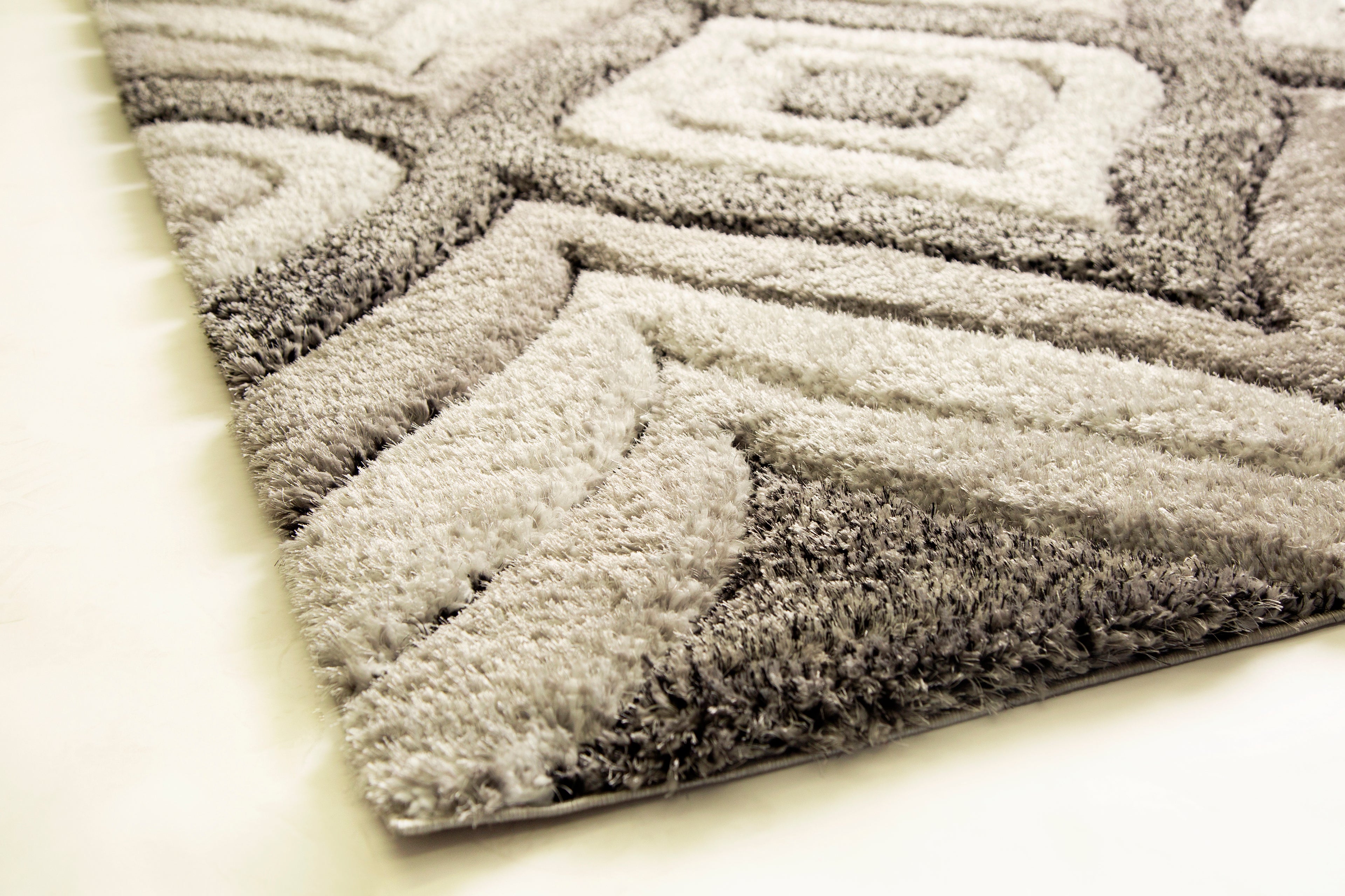 Plush Fluffy Shine 3D Geometric Dimond Shag Area Rug/Carpet Gray Silver