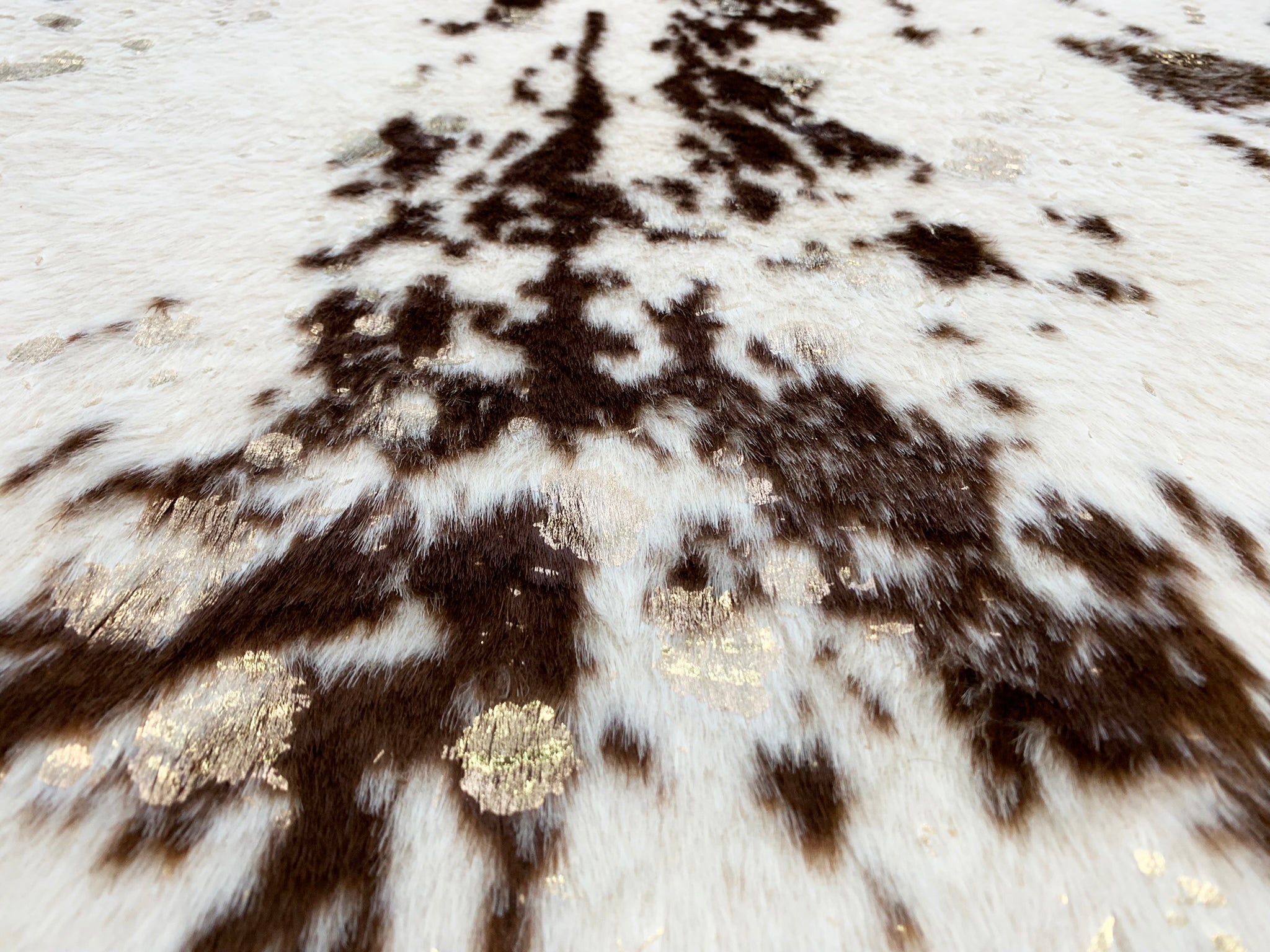 Vegan Cream Metallic Shinny Glow Faux Hide/Cowhide Area Rug/Carpet