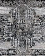 Chromatic Elegance: Foldable Flat Weave Area Rug with Shifting Hues
