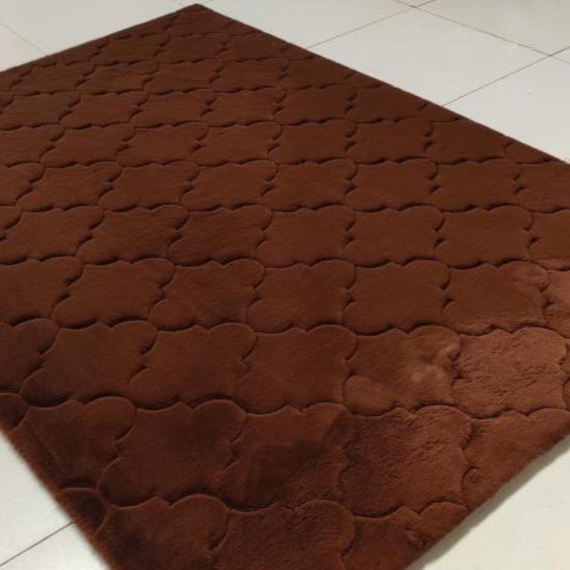 Soft Cozy Fuzzy Faux Fur Brown Clover Pattern Carpet/Rug