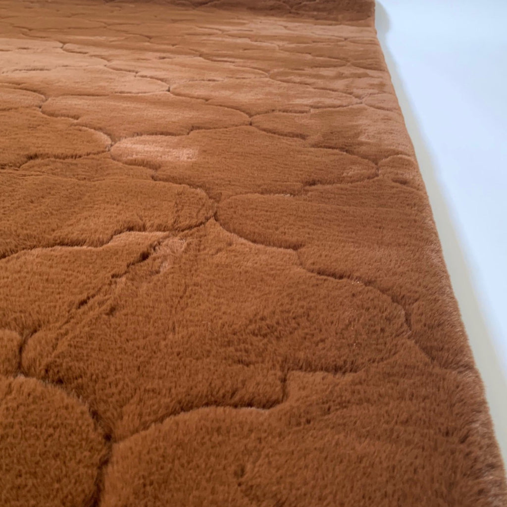 Soft Cozy Fuzzy Faux Fur Brown Clover Pattern Carpet/Rug
