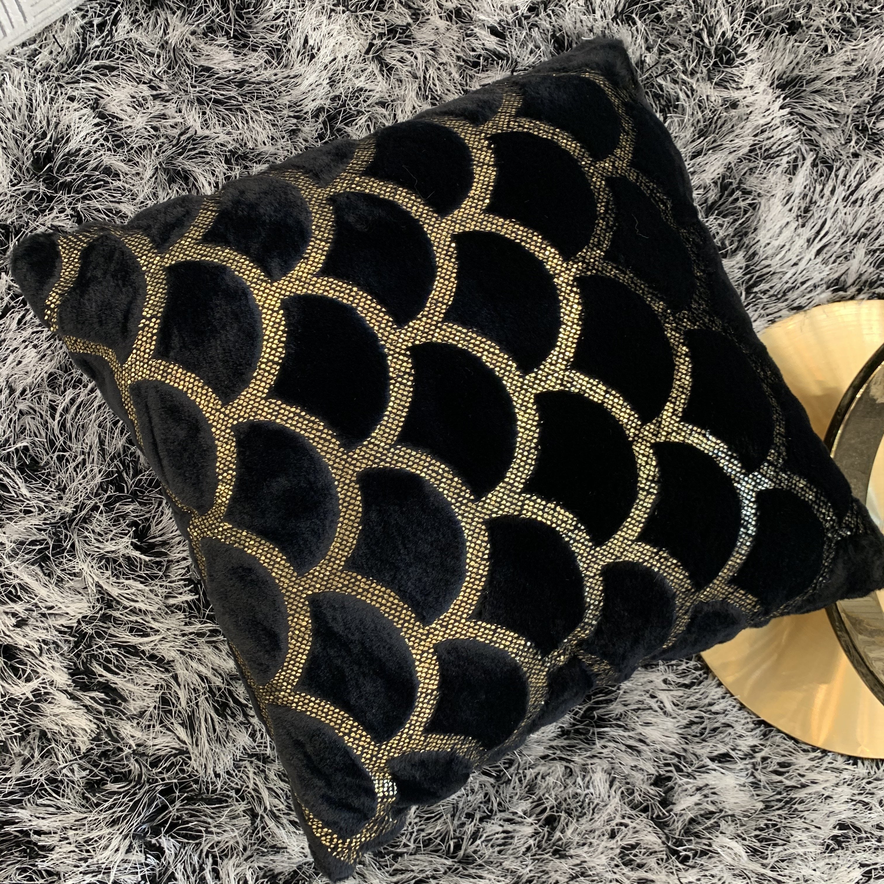 Gold fluffy cushions best sale