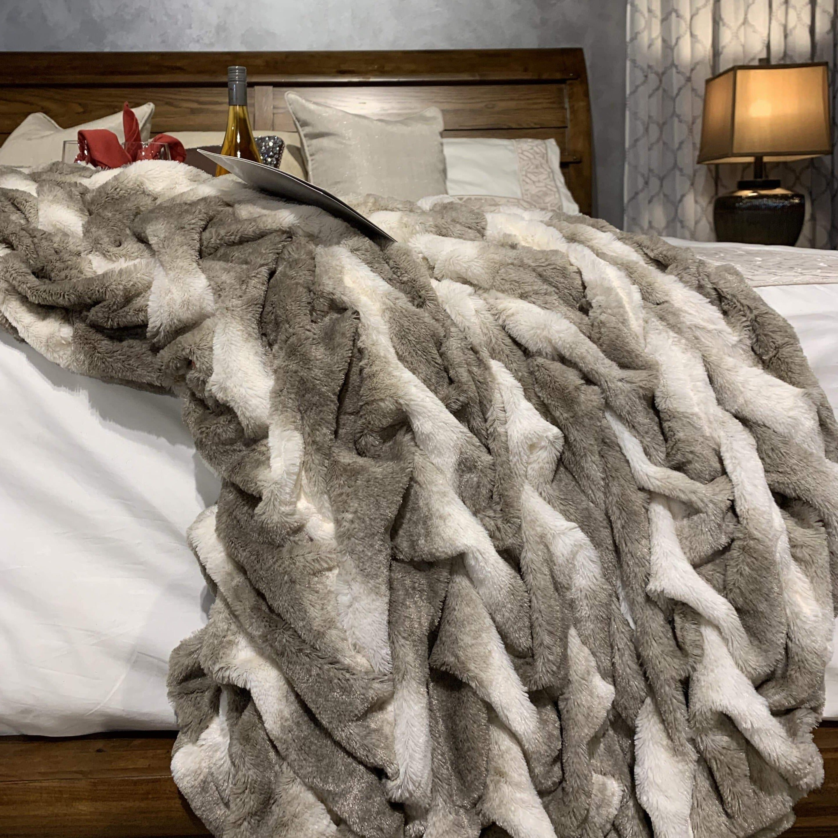 Soft Braided Look Cozy Faux Fur Toned Mocha Silver Bed Cover/ Coverlet/ Bedspread/ Blanket/ Comforter/ King Cal Size - Queen Size