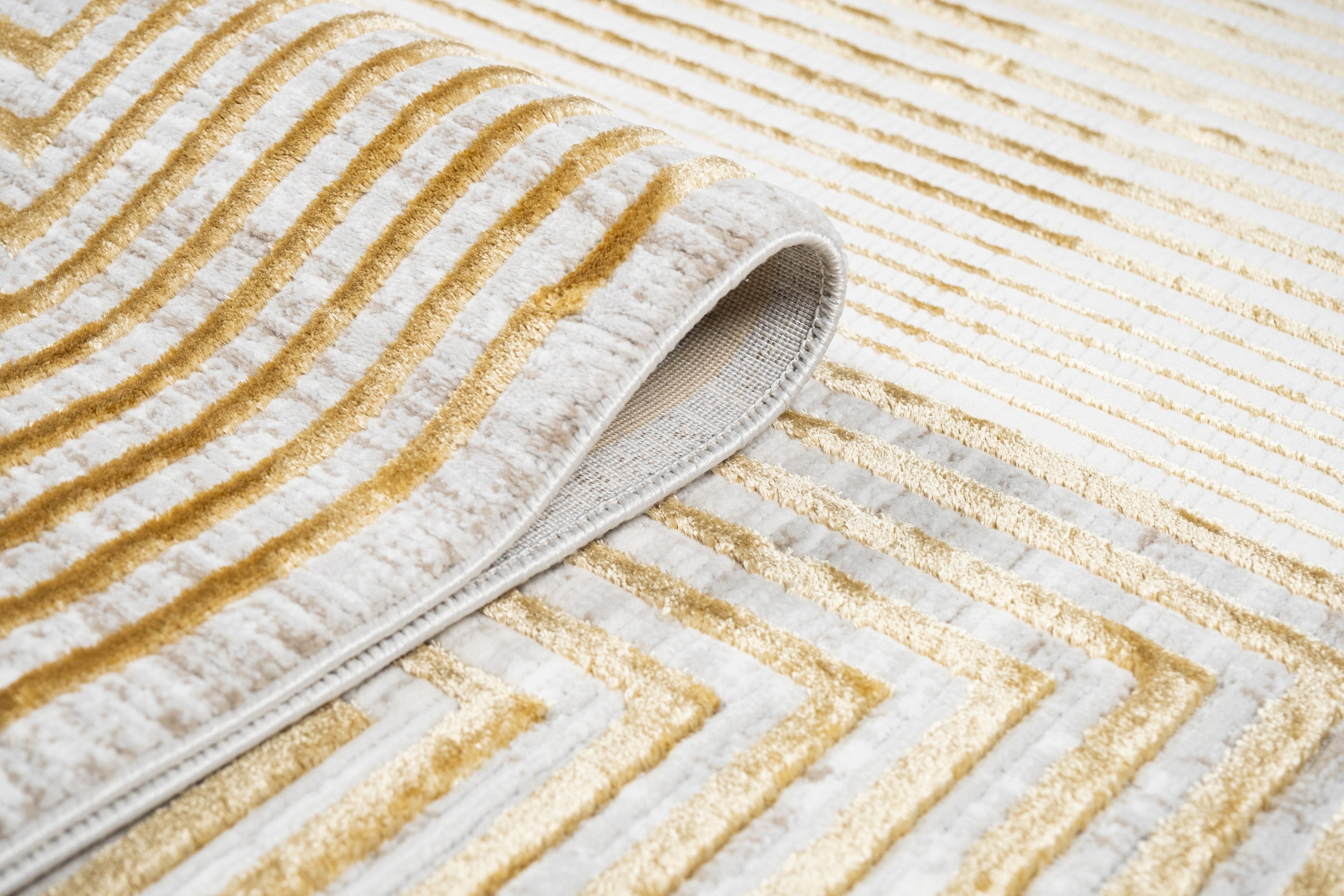 Abstract Crème Beige Rug with Gold Bronze Geometrical Double Stacked Square High-Low Design - METZ 4207.