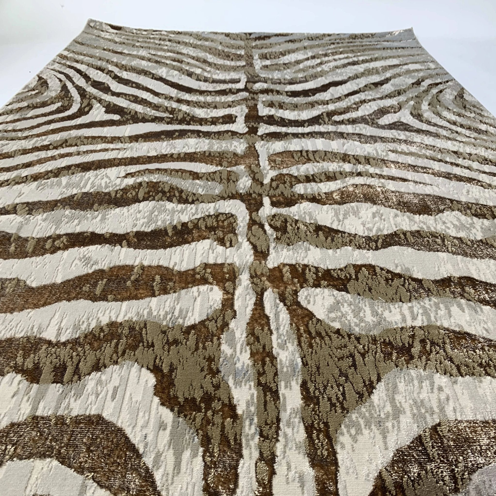 Shimmery Changing Zebra Animal Print Soft Cozy Area Rug/Carpet