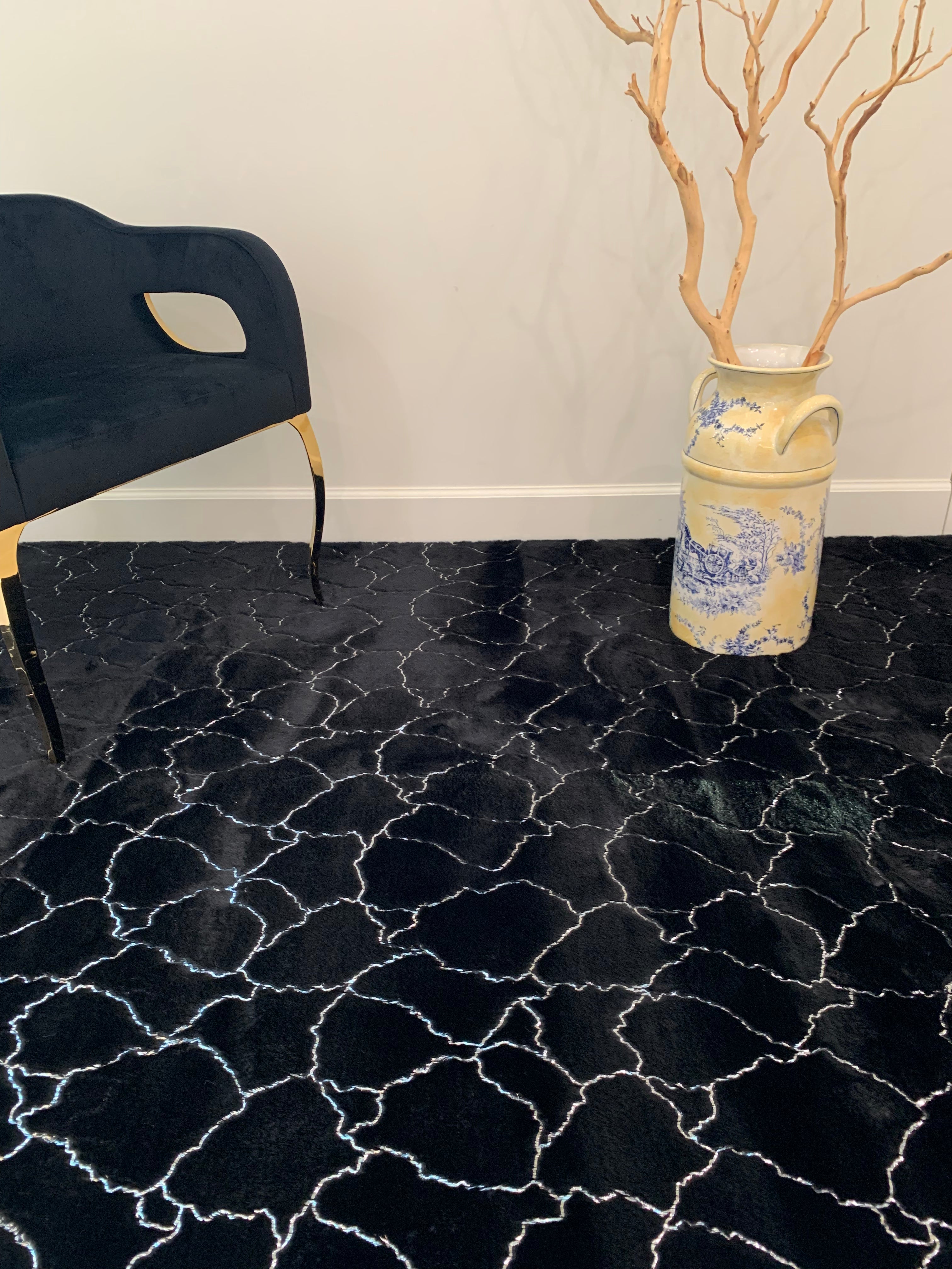 Black Marble Design Faux Fur Metallic Silver Shimmery Rug / Carpet