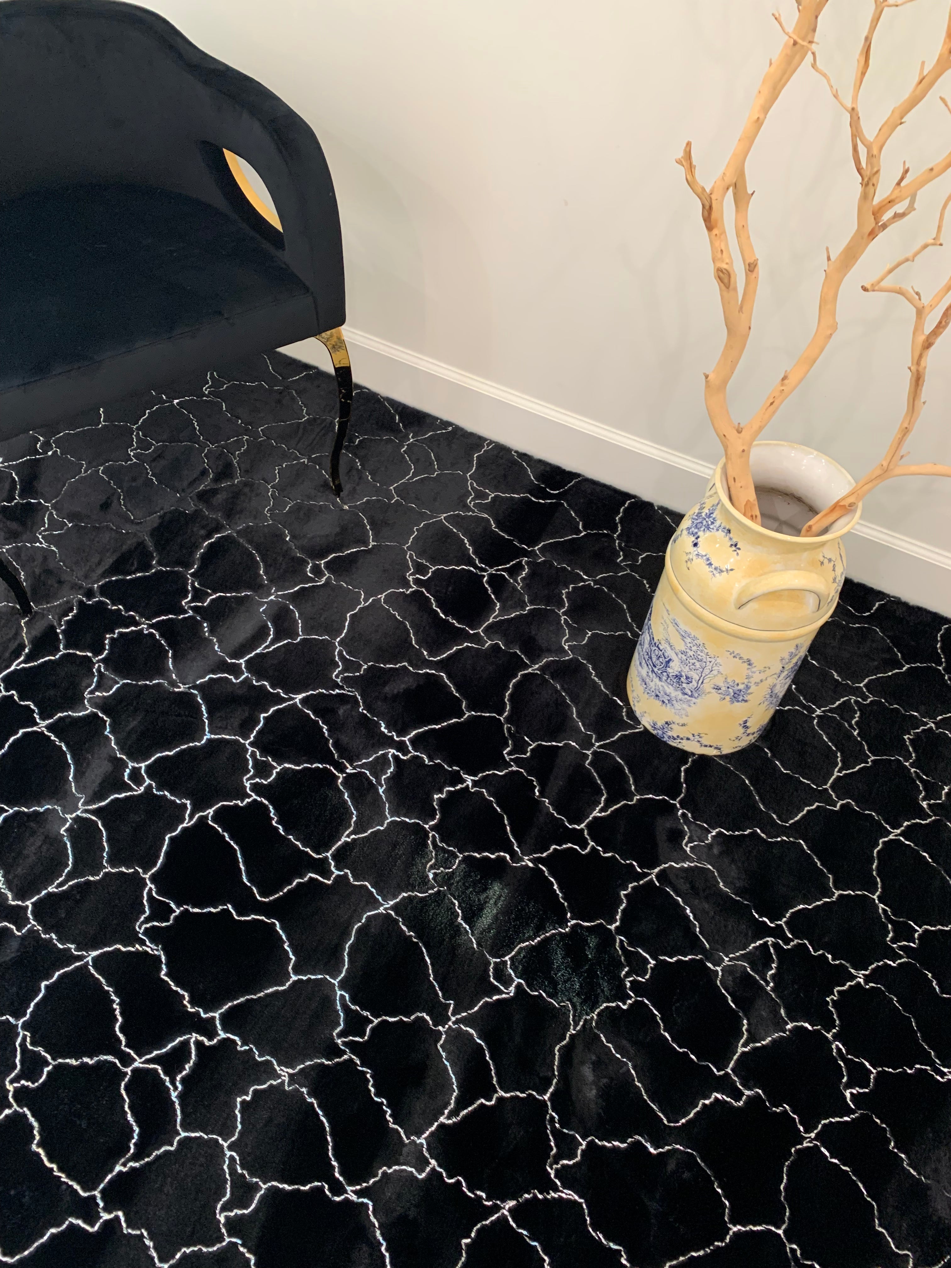 Black Marble Design Faux Fur Metallic Silver Shimmery Rug / Carpet