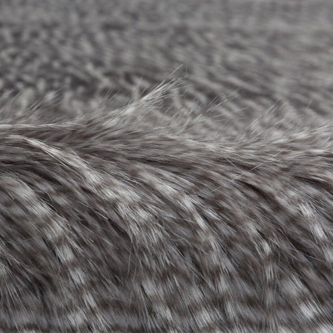 Timeless Modern Luxury Feathers Faux Fur Soft Area Rug by Rug Factory Plus