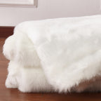 Luxury Soft Faux Fur Sheepskin Area Rug by Rug Factory Plus